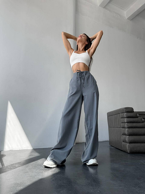 Женские базовые легкие брюки палаццо лён Графит, 46/48 Одесса - изображение 1