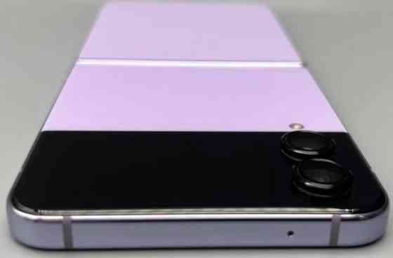 Смартфон Samsung Galaxy Z Flip 4 256Gb. 5G Київ