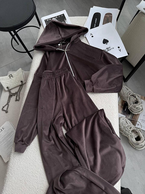 Женский стильный прогулочный костюм двойка: кофта и штаны в спортивном стиле велюр Шоколадный, 46/48 Одесса - изображение 8