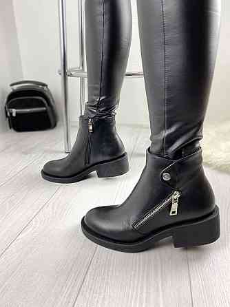 Черевики жіночі D and V чорні натуральна шкіра висота 11см размер 40р (2196) Коломыя