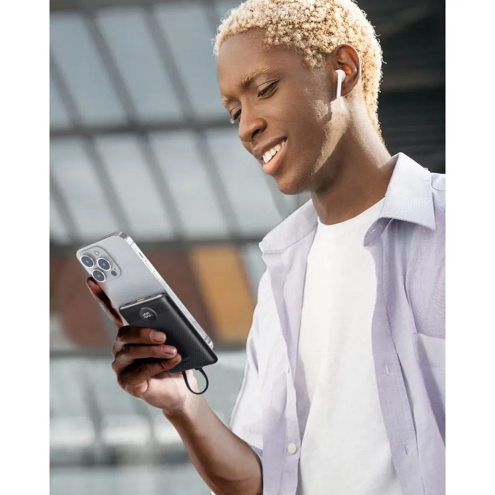 Зовнішній акумулятор VEGER 10000 mAh with built-in cables Type C / Lightning PD QC3.0 2A 22,5W C11 (W1170) black Киев - изображение 10