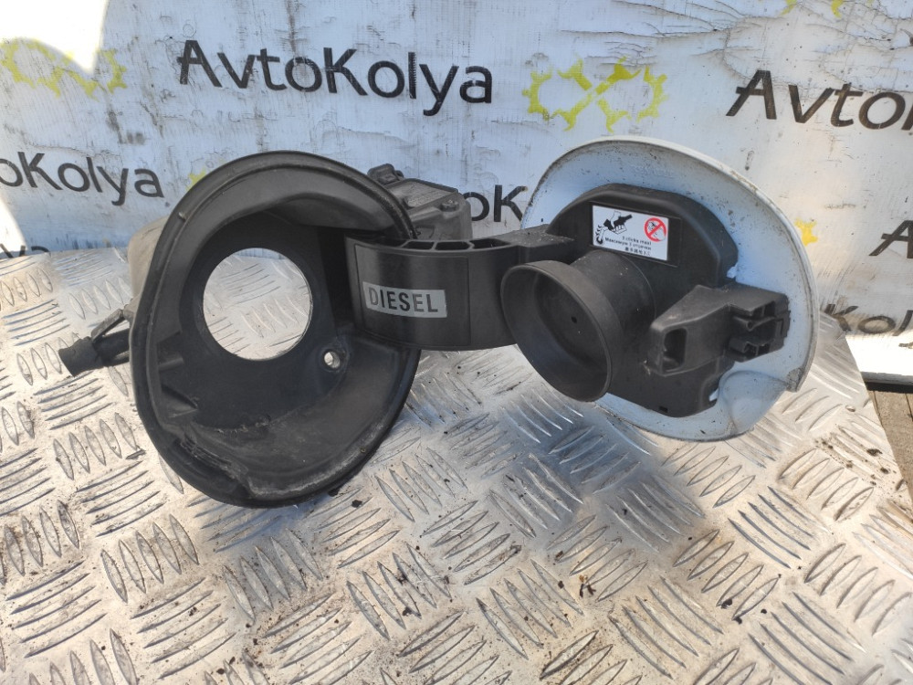Лючок бензобака Renault Megane III 2008-2015 (781200016R) Ковель - фото 5
