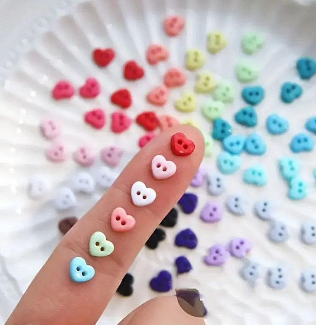 Гудзики сердечка мікс 100 шт для рукоділля та декору Київ - фото 1