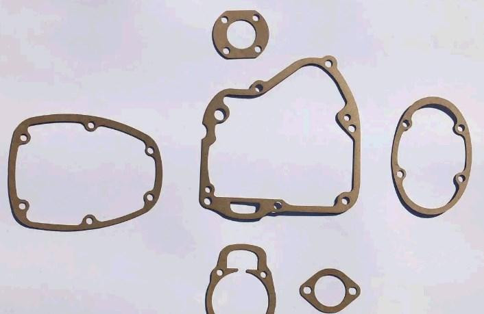Прокладки КПП (набор) К-750 М-62, М-63, М-66, К-750М, К-650 картон SLO Мукачево - изображение 1