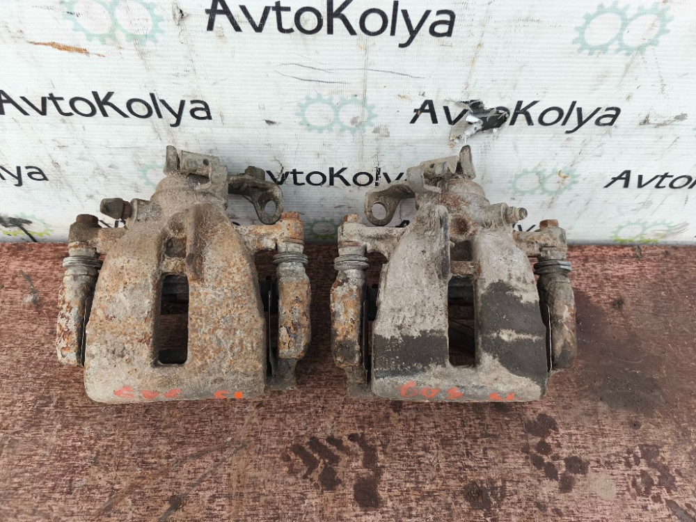 Супорт задній VW T5 T6 2003-2019 Ковель - изображение 1