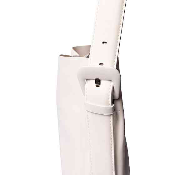 Сумка женская на плечо вместительная стильная из искусственной кожи, Белый Каменец-Подольский