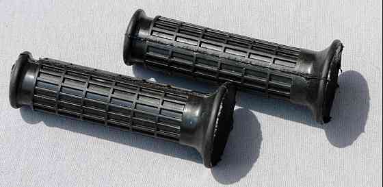 Ручки руля МТ ДНЕПР (резиновые) (комплект) Мукачево