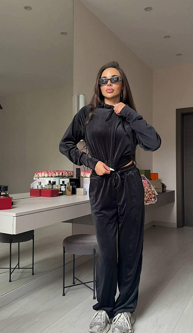 Женский прогулочный костюм двойка из велюра Черный, 46/48 Одесса - изображение 3