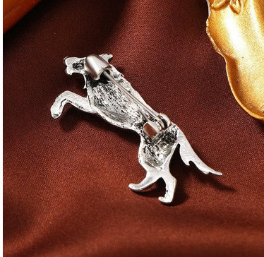 Брошка оригінальна Вовк Київ - фото 3