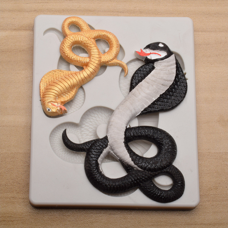 Силиконовая форма Кобра 125 на 105 мм серый Киев - изображение 1