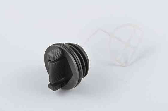 Кришка бака паливного бензопила Hus 137/142 Мукачево