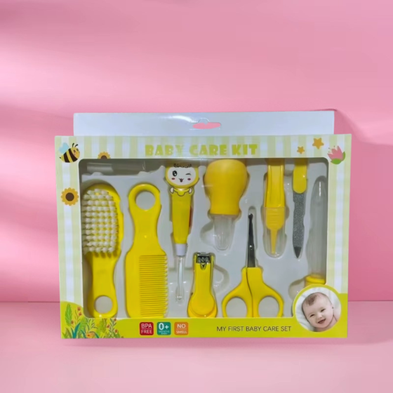 Набор для новорожденных, маникюрный 10 предметов : расческа, ножницы,кусачки,пилочка,пипетка для детей,жёлтый Каменец-Подольский