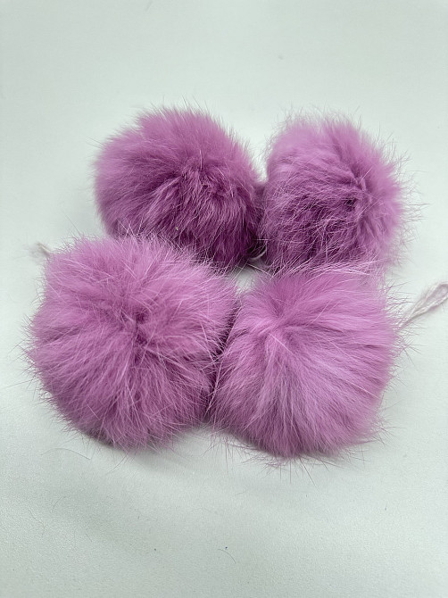 Помпони на дитячу шапку з натурального хутра кролика 7-8 см Рожевий 2 Харків - фото 1