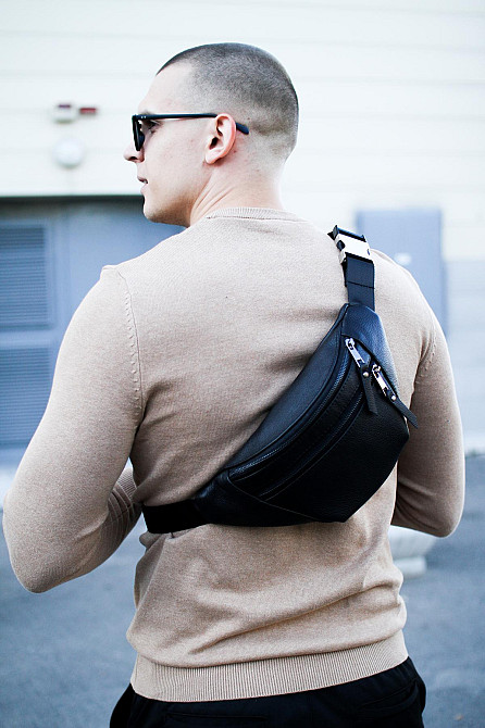 Чоловіча сумка-бананка на пояс з натуральної зернистої шкіри SKILL (Чорна) Суми - фото 4