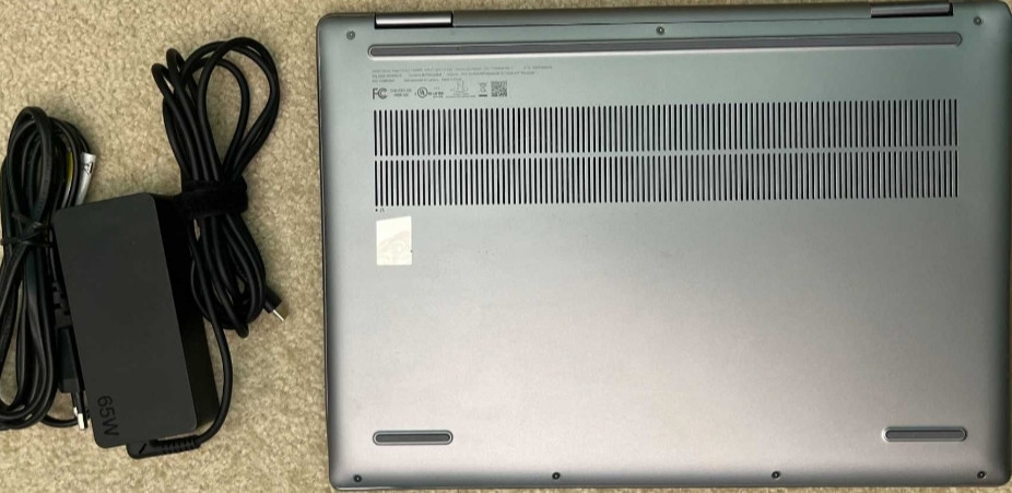 Ноутбук Екран: Екран: 14