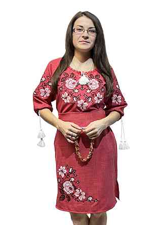 Вишите жіноче плаття з вишуканим орнаментом Троянди в червоному кольорі 44 Київ