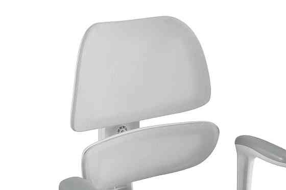 Стілець офісний Маус, світло-сірий Киев