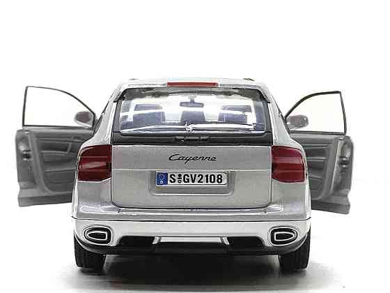 Машина Автосвіт Porsche Cayenne інерційна відкриваються двері капот багажник 1:24 Сіра (AP-1907) Чернігів