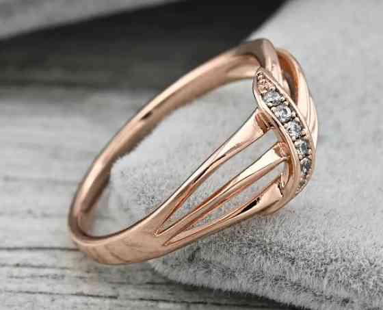 Кольцо Xuping 36510, 18 размер (ширина 8мм), белые финиты, позолота РО Киев