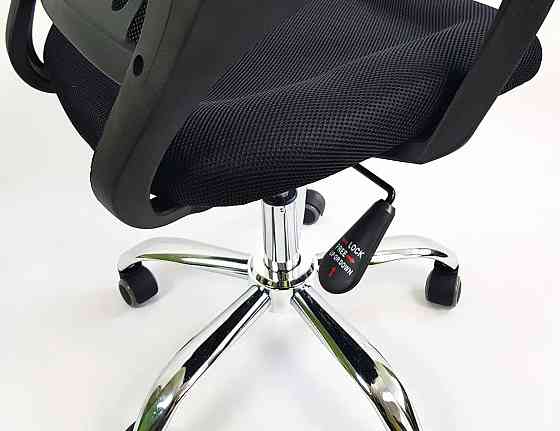 Офісне комп'ютерне крісло Comfort C012 для дому, офісу Київ