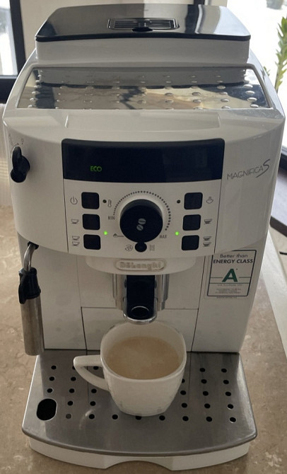 Кофеварка Delonghi Magnifica S Киев - изображение 2