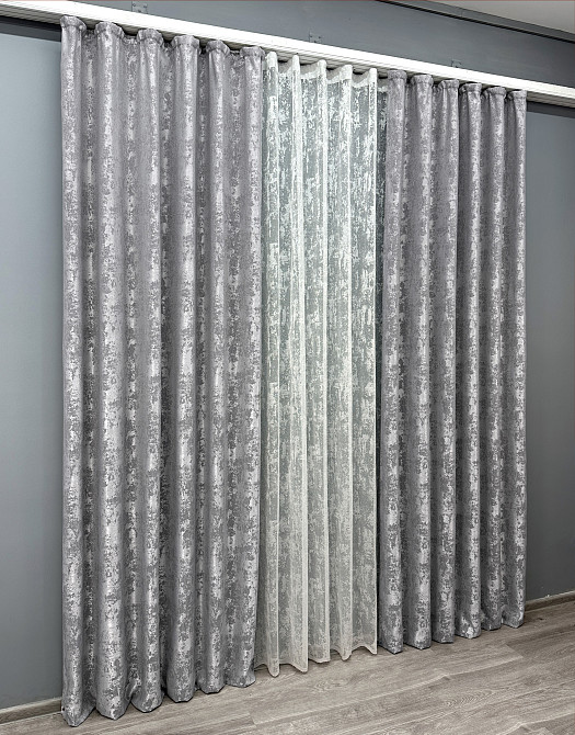 Комплект штор VR-Textil Жаккард Мрамор 150х270 2шт и Тюль 400х270 1668ш-1400т Серый с белым 71-001/3 Киев - изображение 3