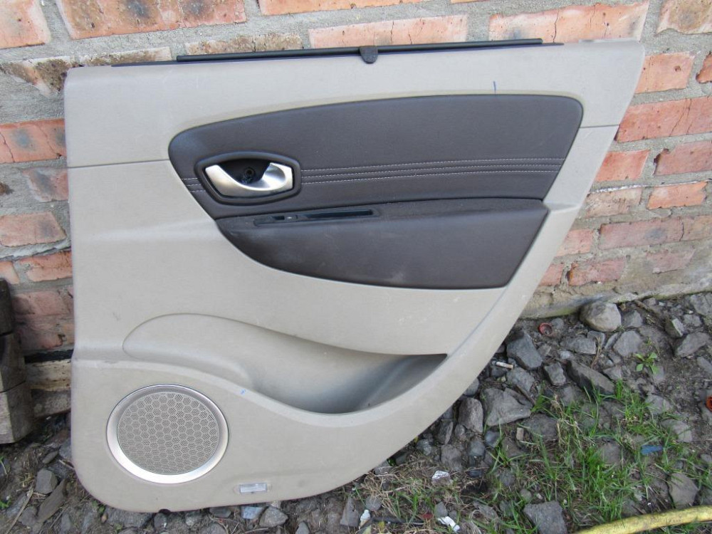 Карта передніх дверей Renault Scenic III 2009-2016 Ковель - фото 1