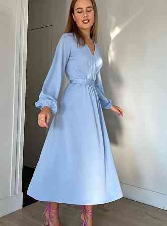 Женское романтичное приталенное миди платье софт Одесса