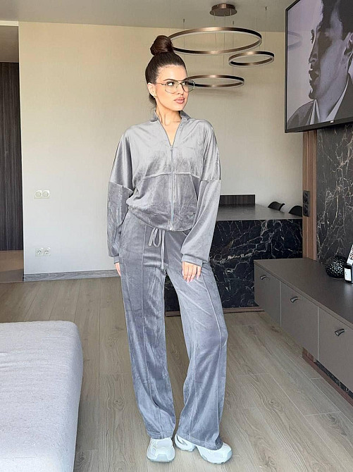 Женский прогулочный костюм двойка: кофта и штаны королевский велюр Серый, 50/52 Одесса - изображение 1