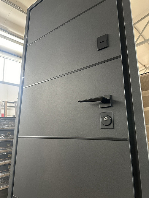 Двери уличные Redfort, модель Стрит Грей Люкс (Металл/МДФ) , комплектация Комфорт (3 контура) 960 Киев - изображение 5