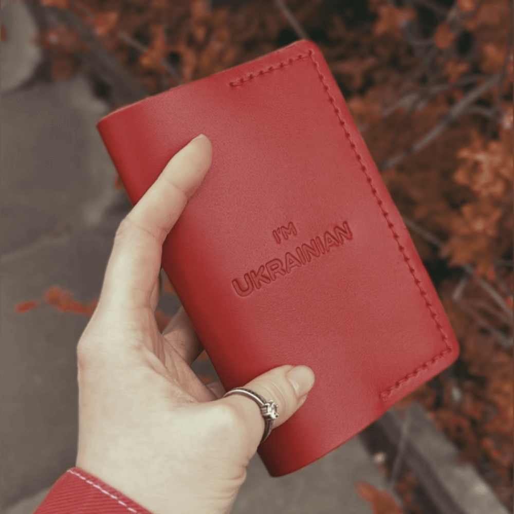 Шкіряна паспортниця Червона Юа, стильний практичний чохол зі шкіри з тисненням, обкладинка для паспорта жіночаMasterSem Київ - фото 6