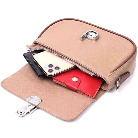 Женская полукруглая сумка с интересным магнитом-защелкой из натуральной кожи Vintage 22440 Бежевая Киев