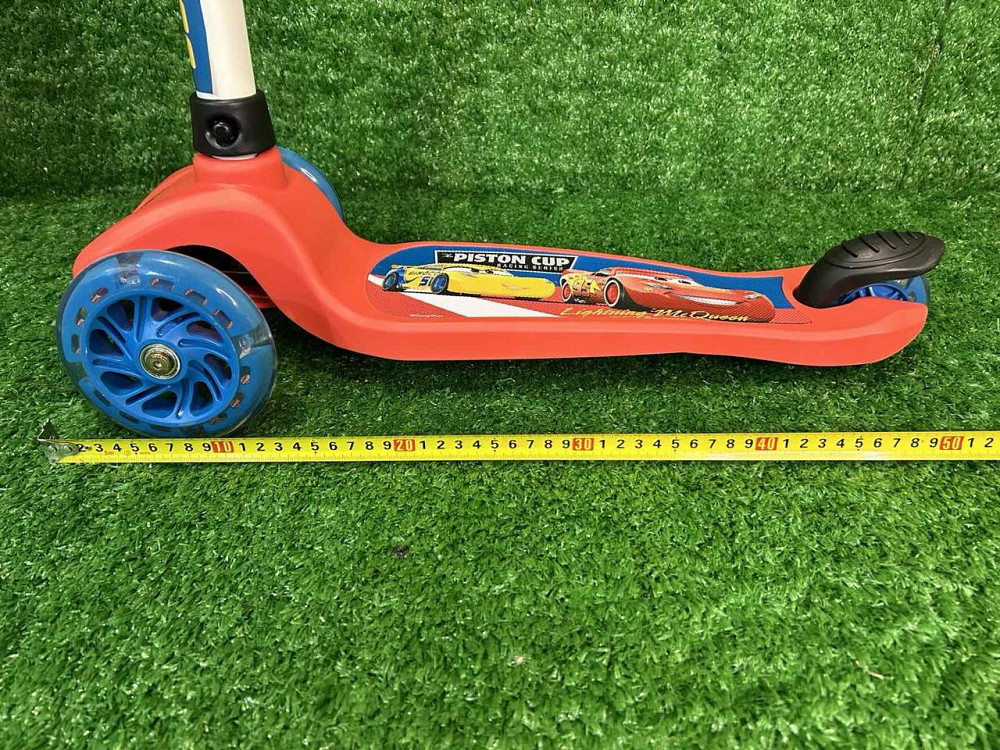 Самокат триколісний Cars з підсвічуванням коліс Червоний (LS2213) Чернігів - фото 7