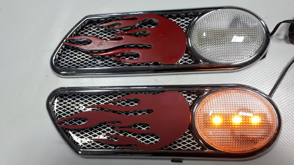 Накладки декоративні ХВ-699 chrome/red/yellow підсвічування полум&apos;я (пара) Вінниця - фото 1