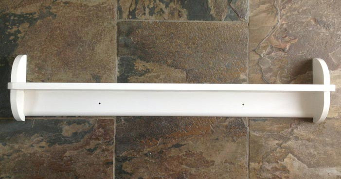 Настенная книжная полка 