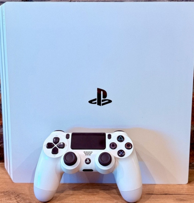Приставка Sony PlayStation 4 Pro White 7216b. Київ - фото 1