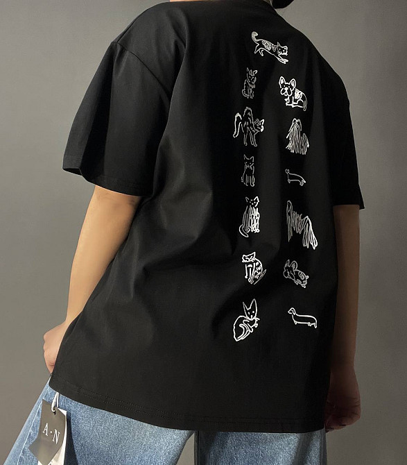 Футболка жіноча A-N 2358 оверсайз з малюнком тварин на спині, чорний, one size Київ - фото 5