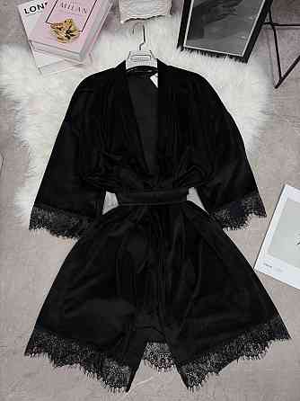 Женский домашний халат на запах велюр с кружевом Черный, 48/52 Одесса