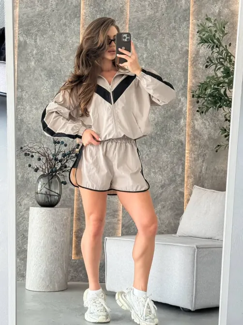 Жіночий костюм двійка з жатої плащівки Одеса - фото 1