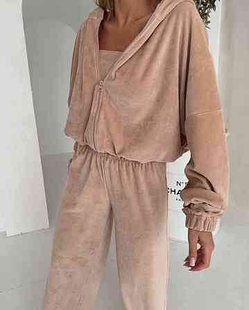 Жіночий плюшевий костюм-трійка: кофта топ і штани з велюру Бежевий, 44/46 Одеса