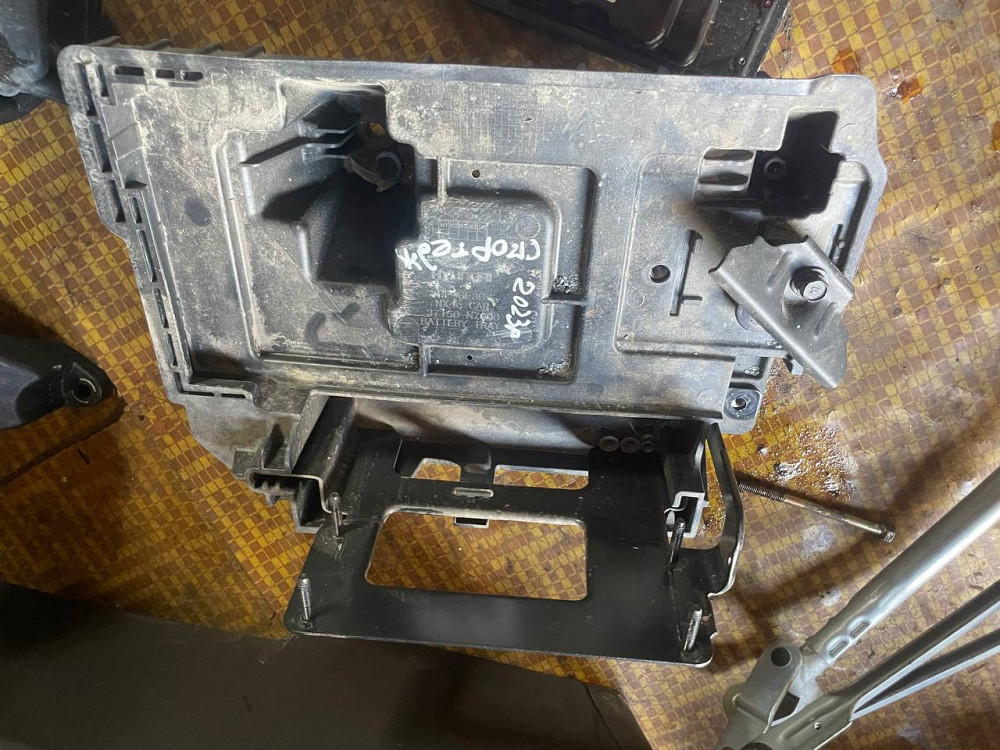 Підставка акумулятора Kia Sportage 2021-2025 Київ - фото 1