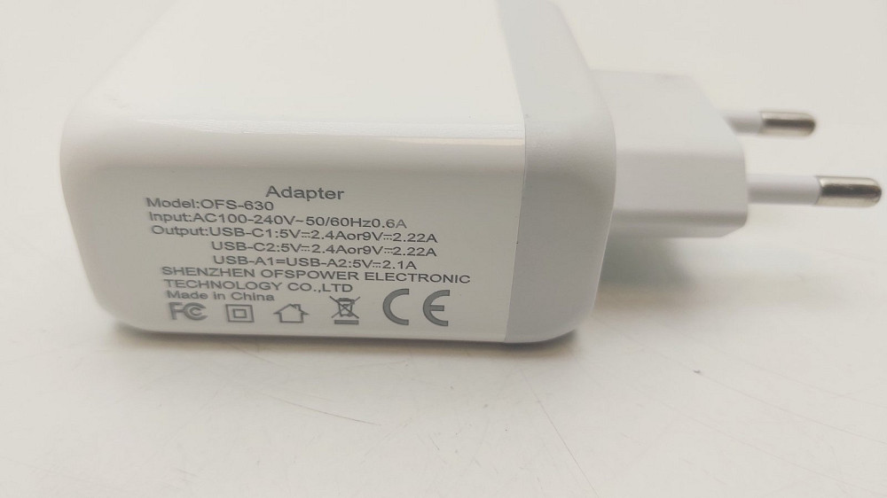 Адаптер живлення 2 в 1 Type C*2 + USB*2 20W OFS-630 (товар вживаний) Луцк - изображение 2