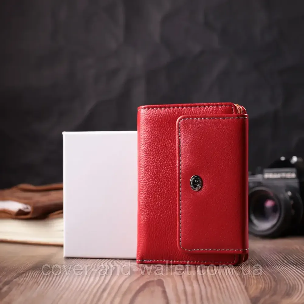 Женский кошелек красного цвета среднего размера с магнитной застежкой ST Leather Киев - изображение 7