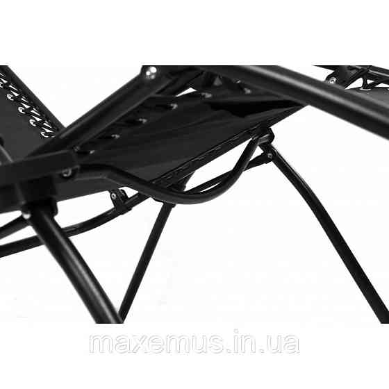 Шезлонг лежак раскладной прочный садовое кресло Bonro SP-167A для сада и дома отдыха на природе черный Мостиска
