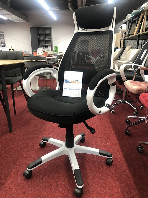 Крісло поворотне Q-409 чорне / білий каркас Киев - изображение 3