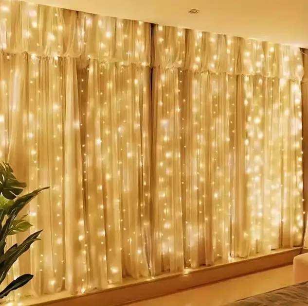 Светодиодная гирлянда-штора Melinera 2x1 м, 220 LED, теплый свет, IP44, таймер, Английская вилка (переходник в комплекте) Киев - изображение 2