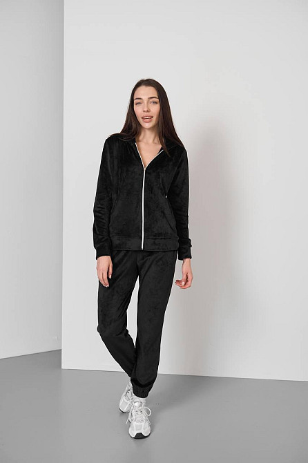 Женский велюровий костюм на змейке с капюшоном Черный S Харьков - изображение 4