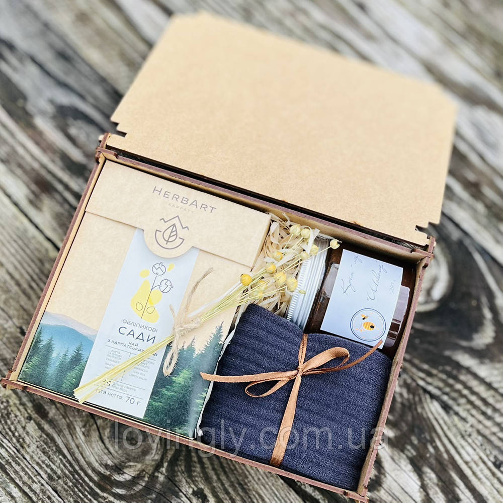 Подарок мужчине,отцу или другу - чай из Карпат, мед, носки из кашемира, деревянный бокс Ирпень - изображение 1