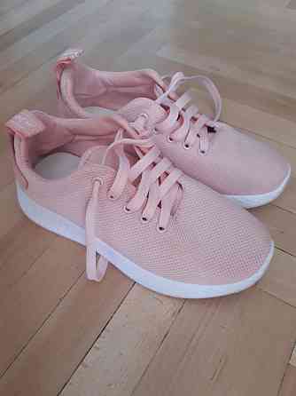 Женские кроссовки 38 размер 24,5 см Б/У розовый Киев