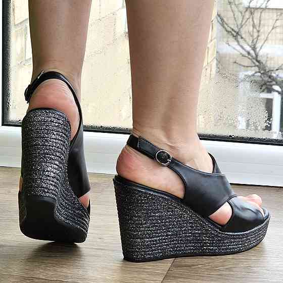 Жіночі Босоніжки на Танкетці Шкіряні Сандалії на платформі Чорні Літні (розміри: 35,36,37,38,39,40) - 51-2 Дніпро